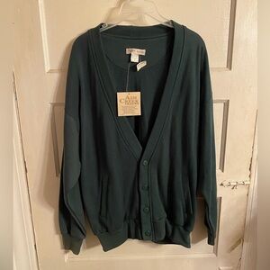 New Vintage 90's Ash Creek Trading Low Cut 3 Button Dark Green Cardigan Sweater.